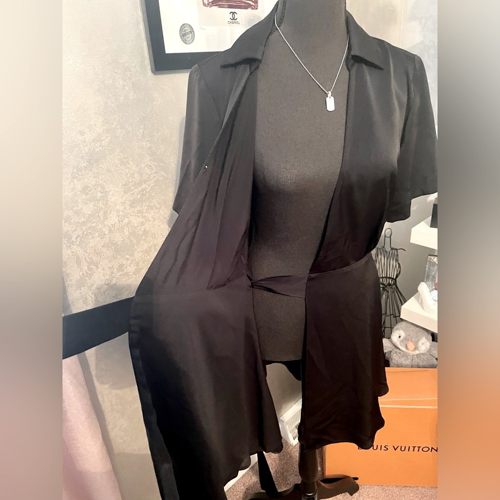 Elegant Black Wrap Dress - Picture 6 of 9